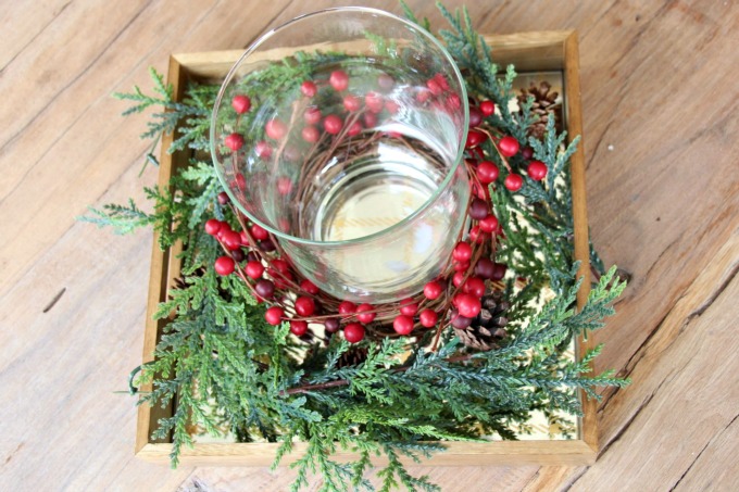Tray with greenery Tray with greenery