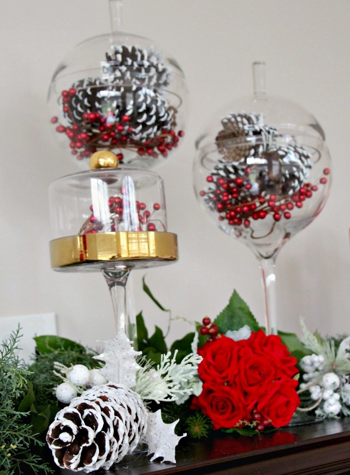 The bride chose lovely shades of cranberry and gold to complete this reception look. The bride chose lovely shades of cranberry and gold to complete this reception look.
