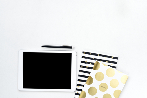 Clean off your desk area or any cluttered space visible to guests. www.jennelyinteriors.com Clean off your desk area or any cluttered space visible to guests. www.jennelyinteriors.com