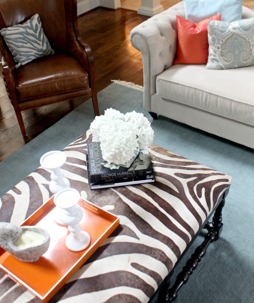 Styling the living room for a summer house tour for Yours Truly Jenn. Styling the living room for a summer house tour for Yours Truly Jenn.