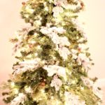 How to Make a Cheap Christmas Tree Look Beautiful